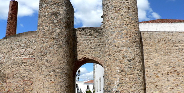 Defensive walls in Olivenza