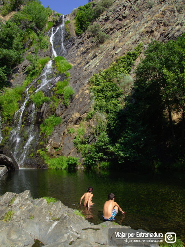 natural pools and gorges in Extremadura